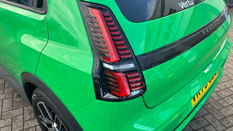 Renault 5 110kW Techno Comfort Range 52kWh 5dr Auto Electric Hatchback